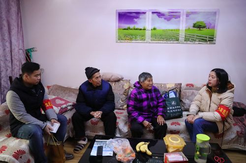武漢體育中心開展“國(guó)際志愿者日”主題活動(dòng)(圖3) 武漢體育中心開展“國(guó)際志愿者日”主題活動(dòng)(圖3)
